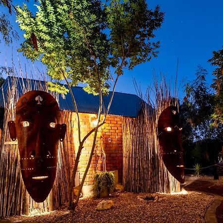 Urban Camp Hotell Windhoek Exteriör bild