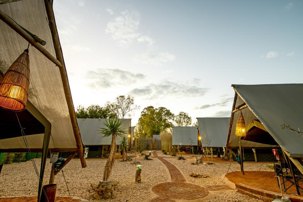 Urban Camp Hotell Windhoek Exteriör bild
